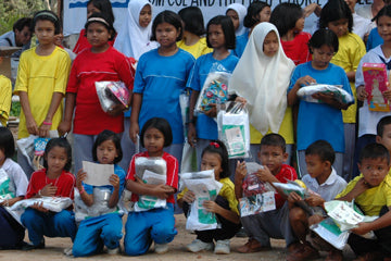 Supporting Thai Tsunami Orphans